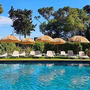 4* Szálloda Luxotel